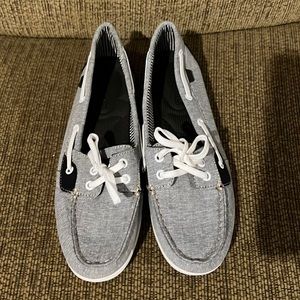 Sperry shoes